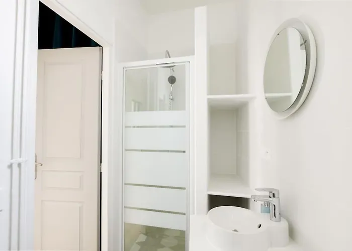 Aux Clefs Des Sacres - Le Chabaud 5 Lägenhet